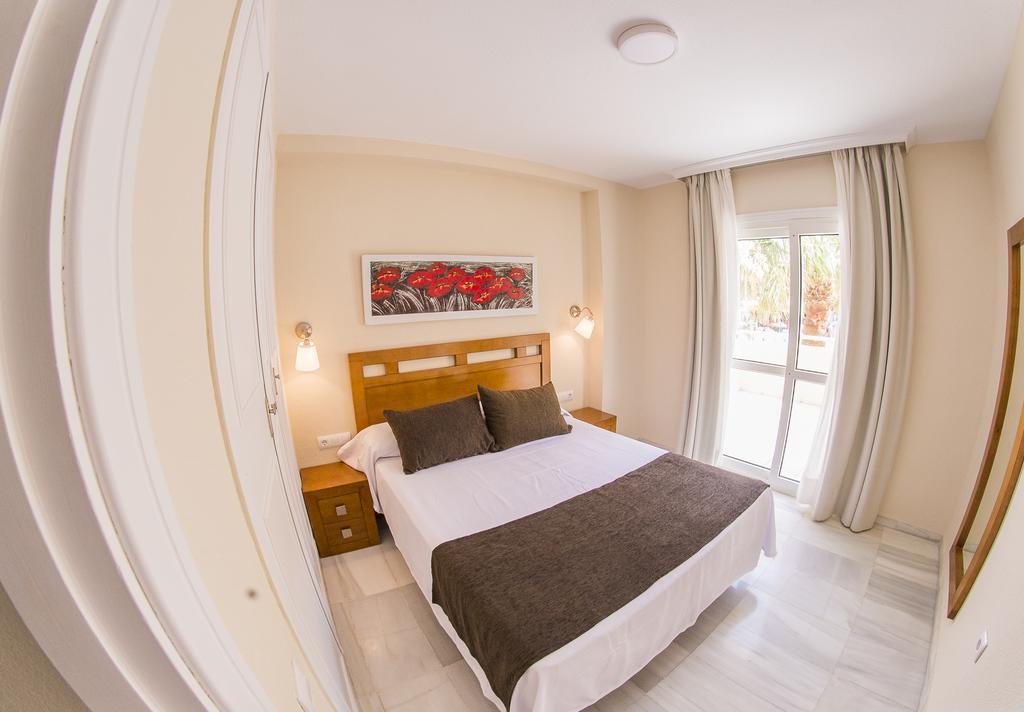 Apartamentos Fenix Beach Roquetas de Mar Esterno foto